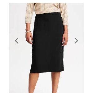 Wearever Easy-Care Cargo Pull-On Skirt